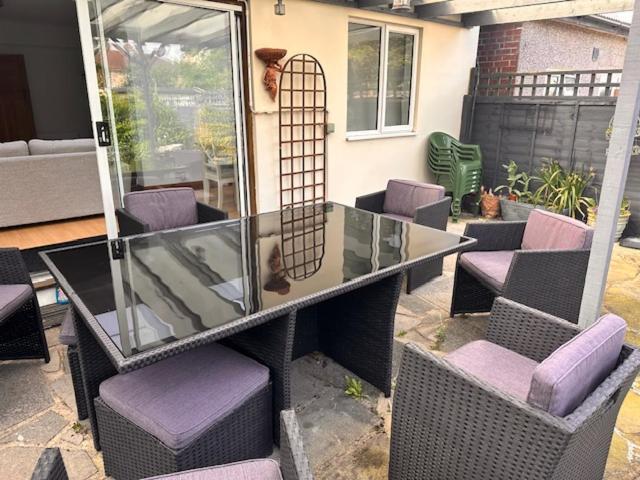 4 Bed House In Daneby Road,Se6 Villa Catford Buitenkant foto